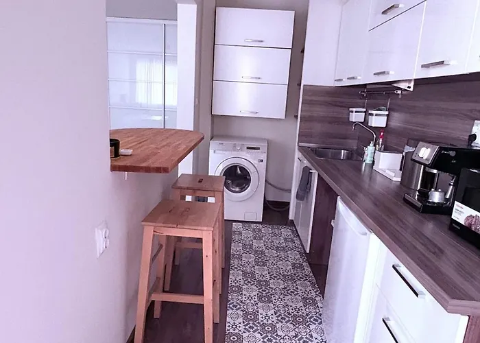 With Balcony - 10 Min To & Center * Burgas