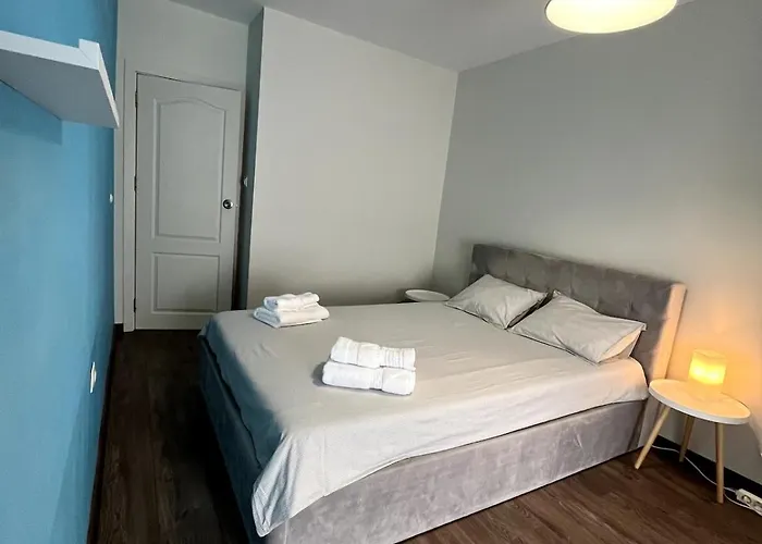 With Balcony - 10 Min To & Center Burgas